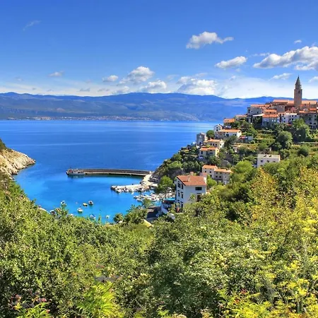 In With Sea View, Balcony, Air Conditioning, Wifi Appartamento Njivice