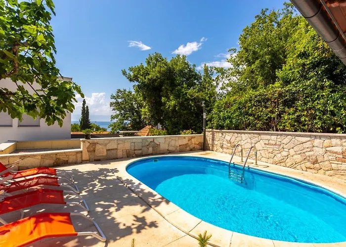 In With Sea View, Balcony, Air Conditioning, Wifi *