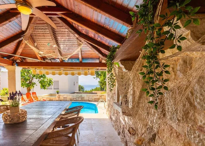 In With Sea View, Balcony, Air Conditioning, Wifi Njivice