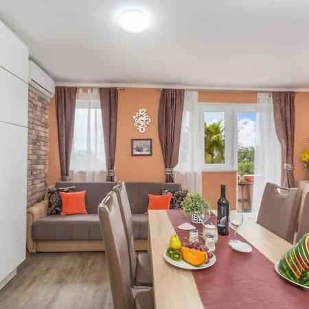 דירה In With Sea View, Balcony, Air Conditioning, Wifi *