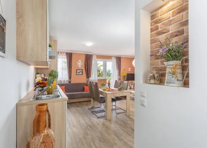 In With Sea View, Balcony, Air Conditioning, Wifi *